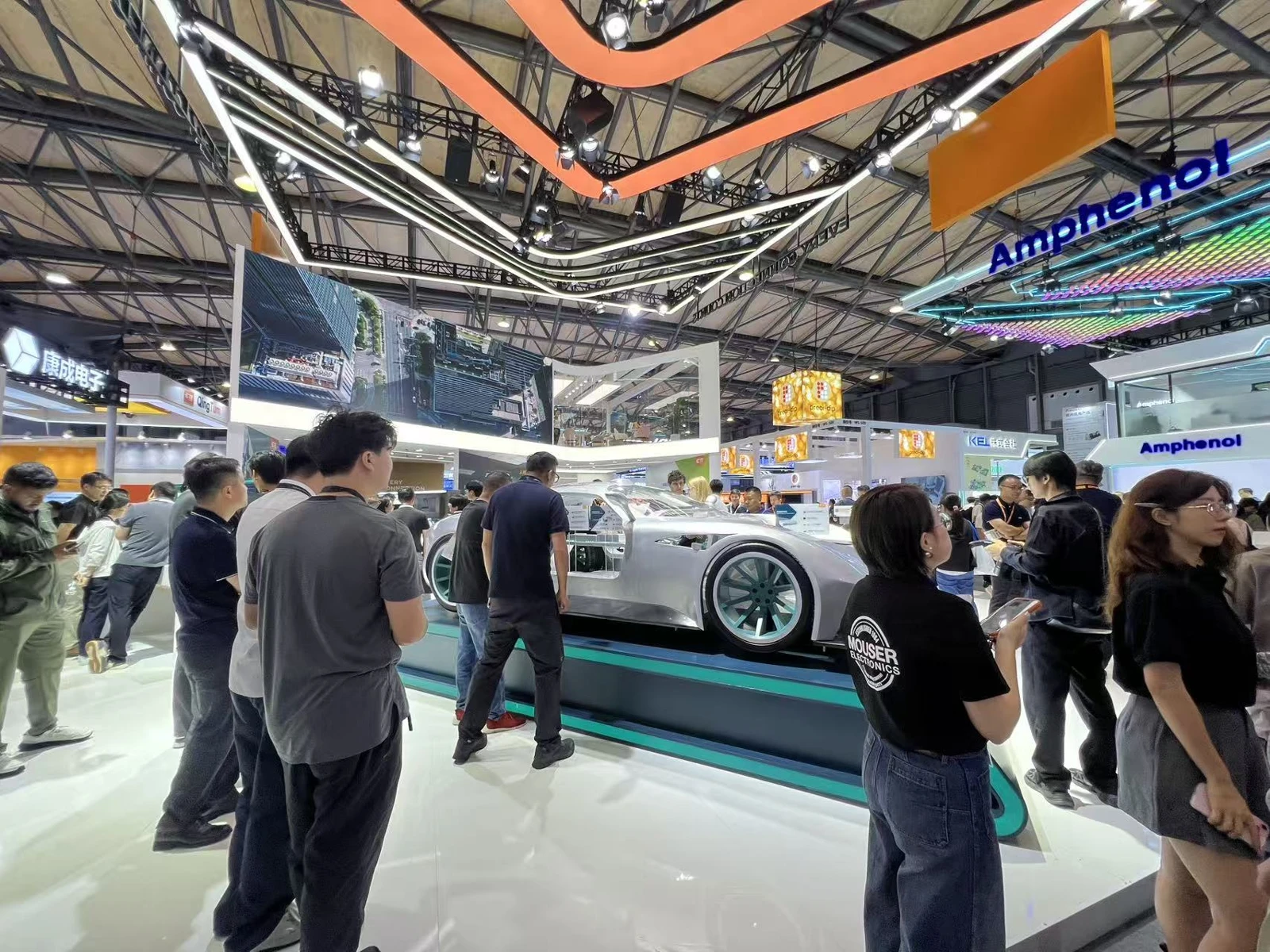 MISUXIN вітає галузевих клієнтів у день відкриття electronica China 2026